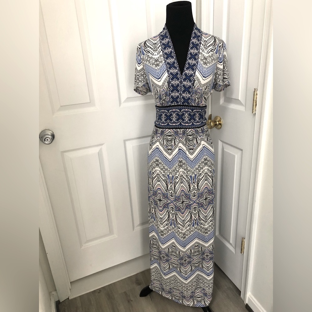 Reilly Knit V Neck Maxi Dress